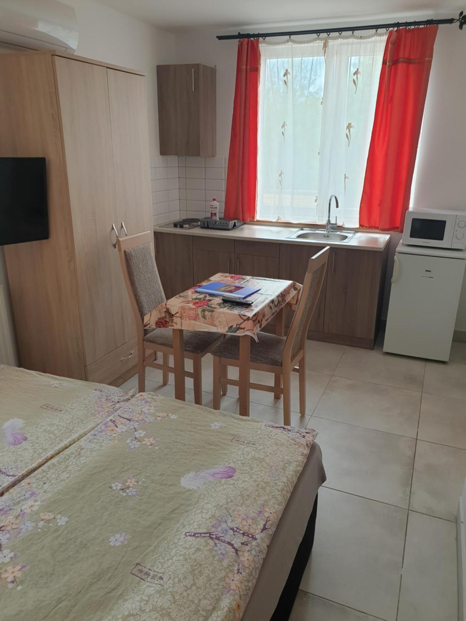 Anita Apartman Sopron Exterior foto